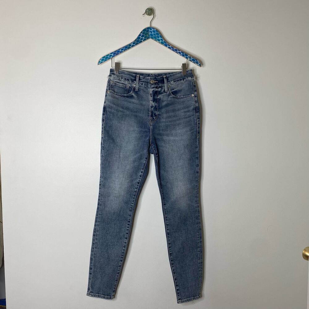 GOOD AMERICAN Good Waist Extreme Deep V Jeans - Picture 9 of 9